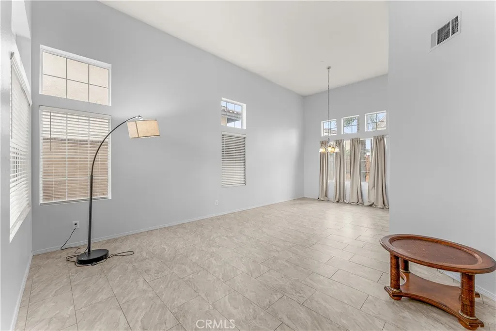 25640 Horado Lane, Moreno Valley, California 92551 home-pic-5